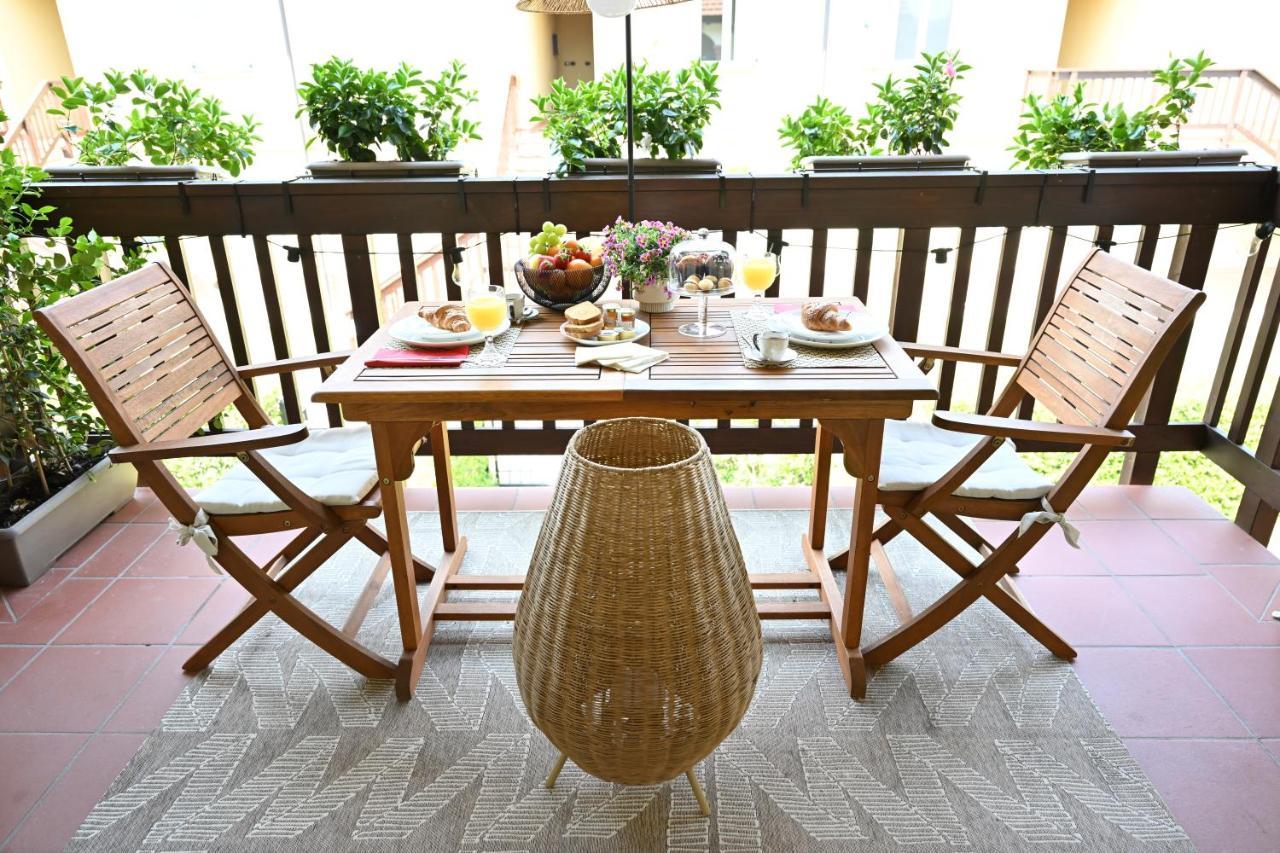 Aura Loving Home Con 4 Posti Letto, Cucina Completa, Terrazzo Ed Un Grande Parco Verde Serravalle d'Asti Extérieur photo