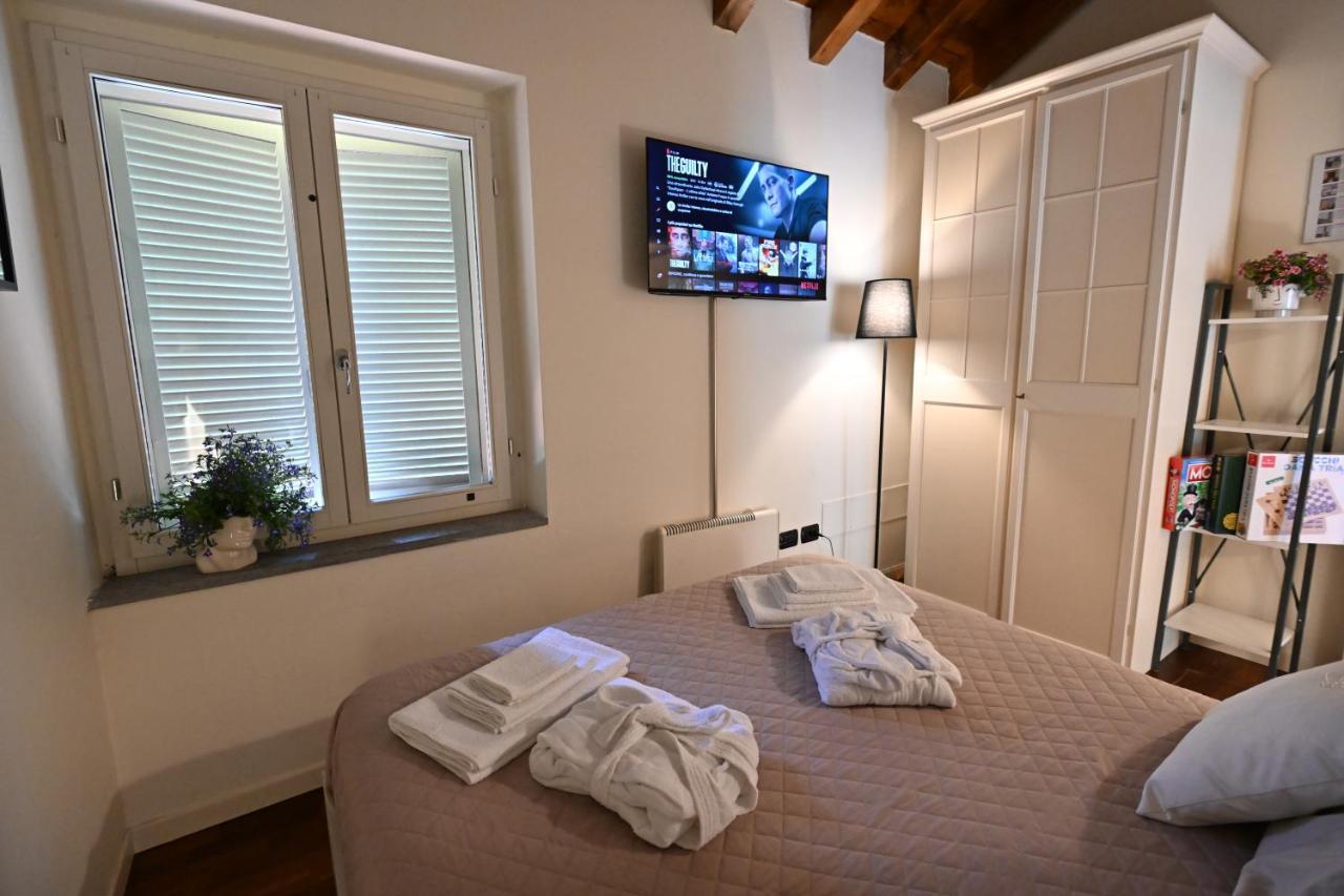 Aura Loving Home Con 4 Posti Letto, Cucina Completa, Terrazzo Ed Un Grande Parco Verde Serravalle d'Asti Extérieur photo