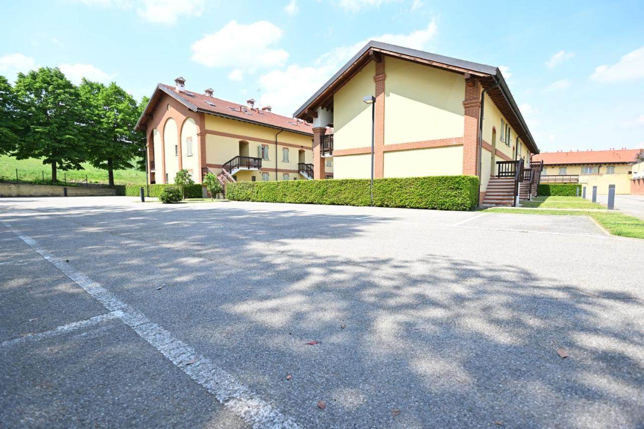 Aura Loving Home Con 4 Posti Letto, Cucina Completa, Terrazzo Ed Un Grande Parco Verde Serravalle d'Asti Extérieur photo